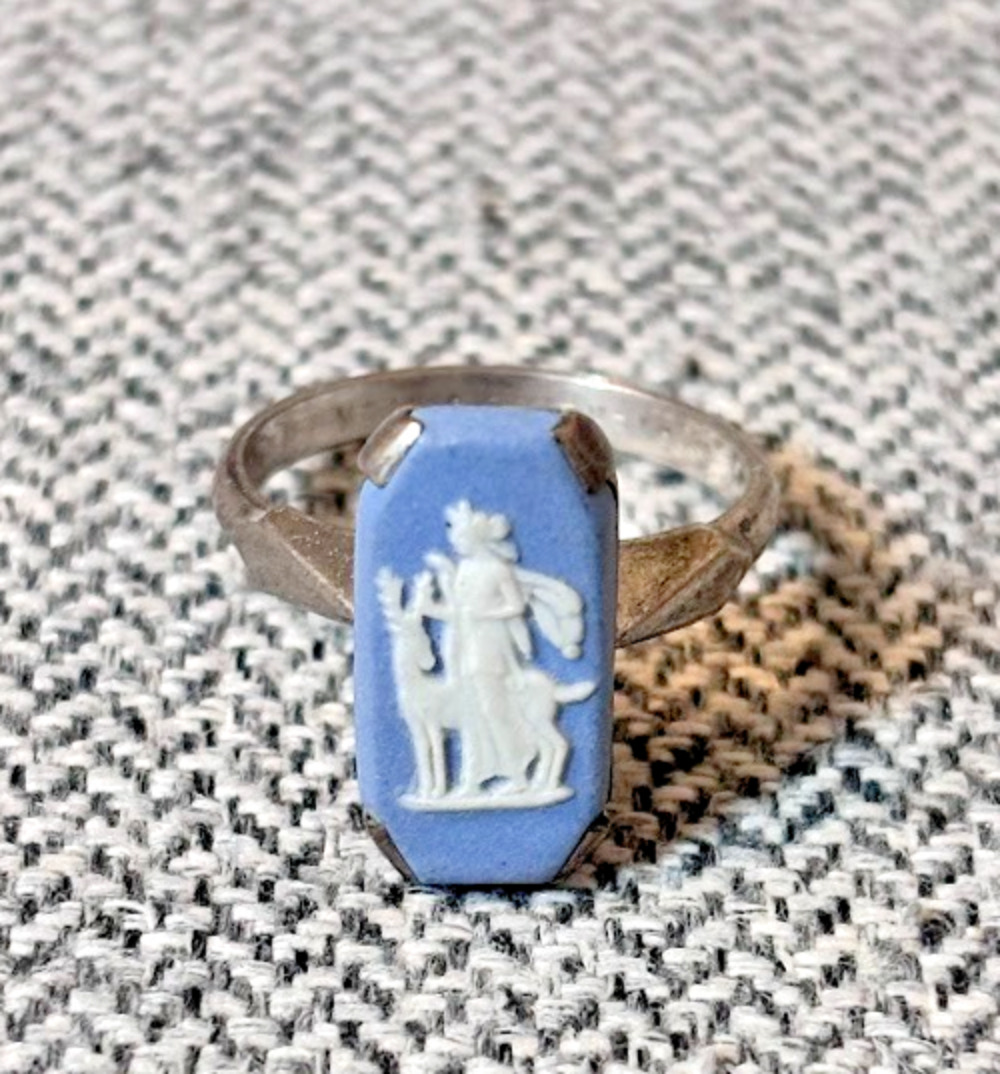 Vintage Sterling Silver Blue Jasperware Cameo Ring Winged Cupid Stag Size 6.25